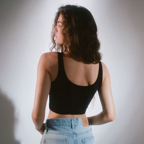 Urban Outfitters Ribbed Bra Top - Picture 2 of 6